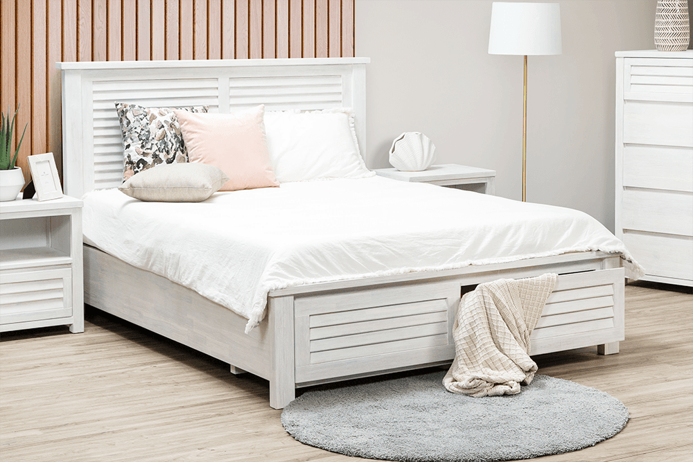 Malibu MDF/Acacia Queen Bed