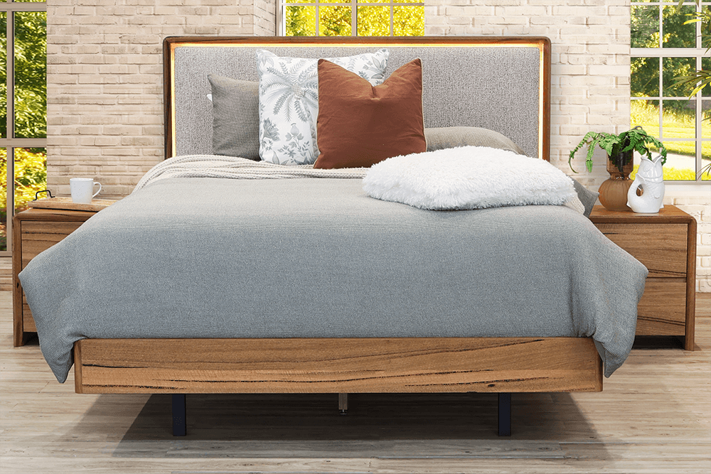 Eagle Bay King Upholstered Bed